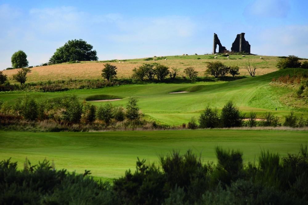 Macdonald Cardrona Hotel, Golf & 4*